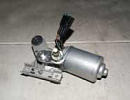 Мотор стеклоочистителя стекла лобового (неоригинал) S18-5205111