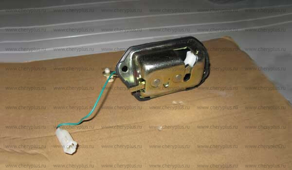 ЗАМОК БАГАЖНИКА МЕТАЛЛ (неоригинал) S11-5606130