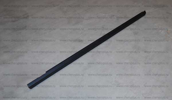 Уплотнитель двери передней правой (бархотка) A13-6107020