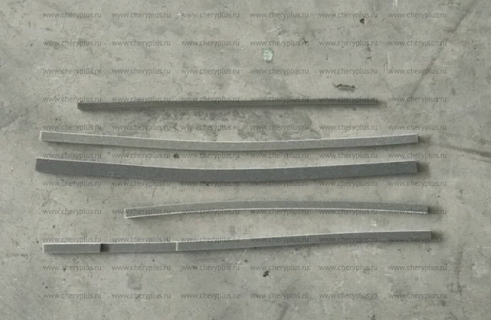 Уплотнитель радиатора се 302000222AA