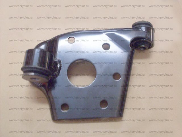 КРОНШТЕЙН КРЕПЛЕНИЯ ПЕРЕДНЕГО МОСТА ПРАВЫЙ GW HOVER (неоригинал) 2303320-K01