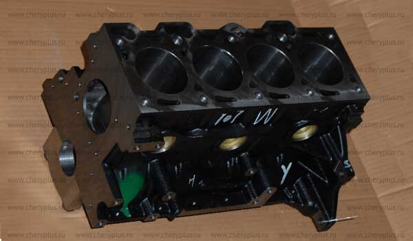 Блок цилиндров 477F-1002010