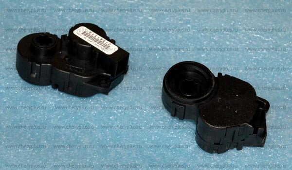 Привод мотора отопителя T21-8107115