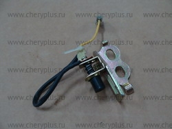 ЗАМОК КРЫШКИ БАГАЖНИКА НИЖНИЙ BYD F3 (с концевиком) 10155163-00