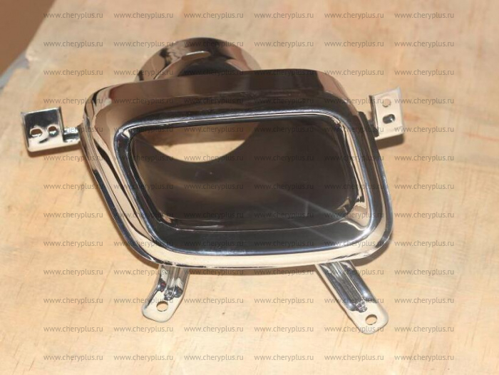 НАКЛАДКА ВЫХЛОПНОЙ ТРУБЫ ПРАВАЯ GL ATLAS (неоригинал) 6044005400