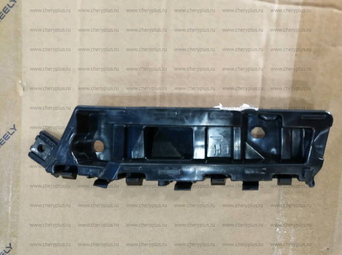 КРОНШТЕЙН ПЕРЕДНЕГО БАМПЕРА ЛЕВЫЙ ВЕРХНИЙ GL COOLRAY (2019)