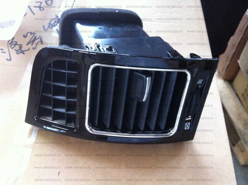 ДЕФЛЕКТОР ЛЕВЫЙ 1068050287