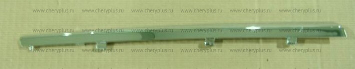 НАКЛАДКА РЕШЕТКИ РАДИАТОРА ВЕРХНЯЯ ПРАВАЯ 1018006119